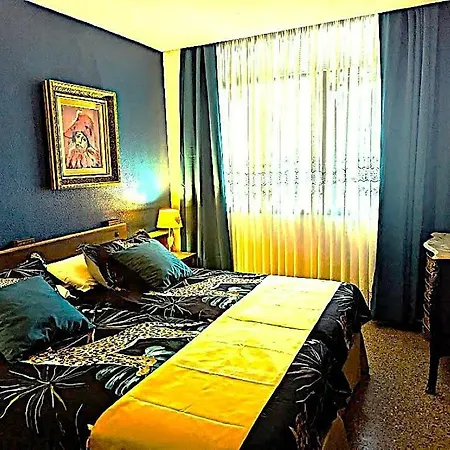 Nogalera * 托雷莫利诺斯